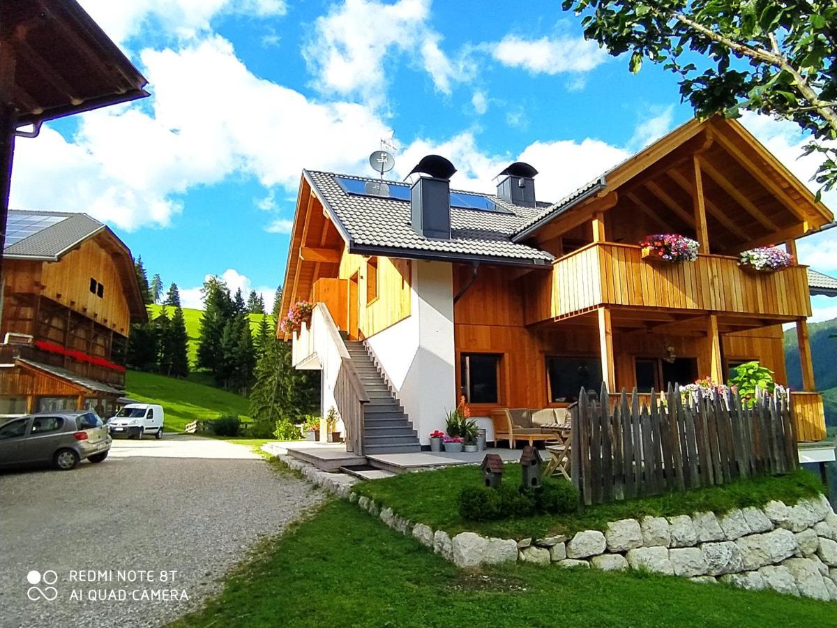 Agriturismo Luech Picedac La Valle Luaran gambar