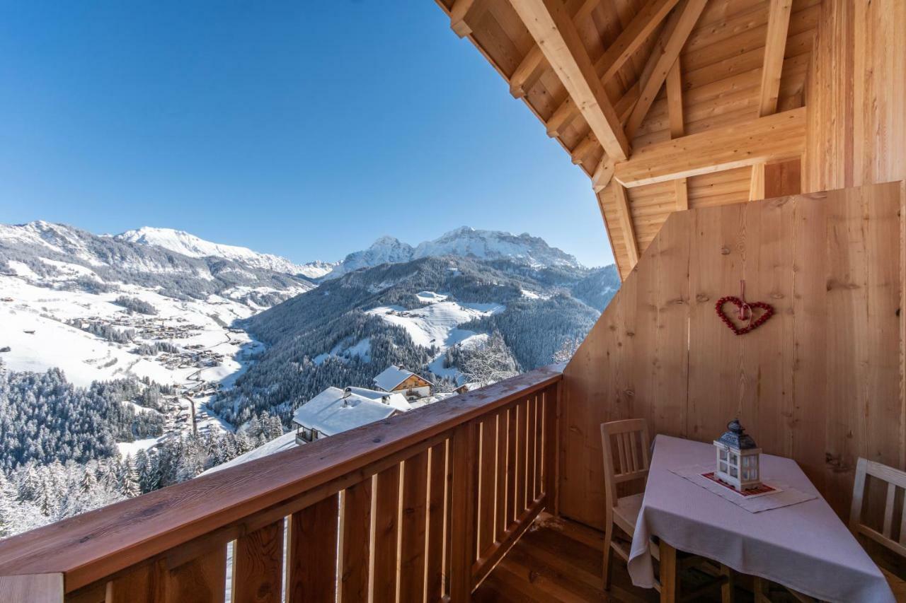 Agriturismo Luech Picedac La Valle Luaran gambar