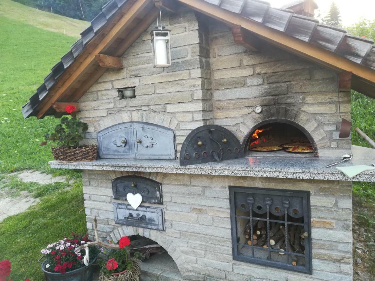 Agriturismo Luech Picedac La Valle Luaran gambar